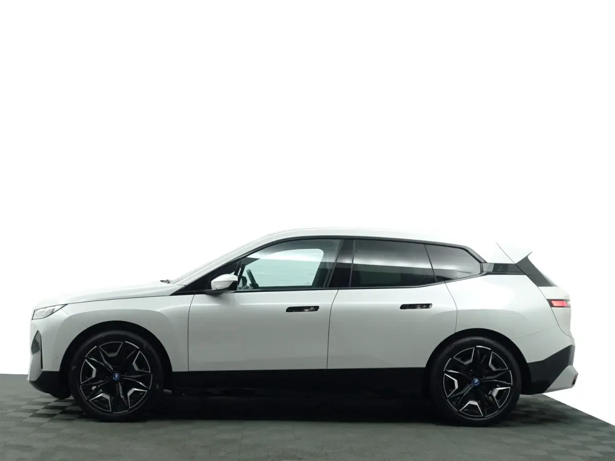 xDrive40 M Gold Edition 77 kWh- SOH 99%, Harman Kardon, Stoelmassage, Stuur/Stoelverwarming, Head Up, 360 Camera, Ada Cruise