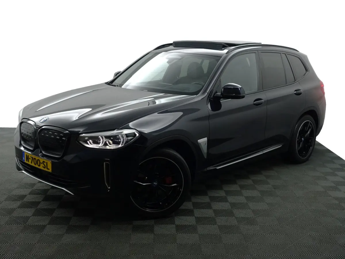 High Executive 80 kWh M Sport Aut- SOH 97%, Panoramadak, Harman Kardon, Head Up, Memory, CarPlay, Sfeerverlichting, 360 Camera