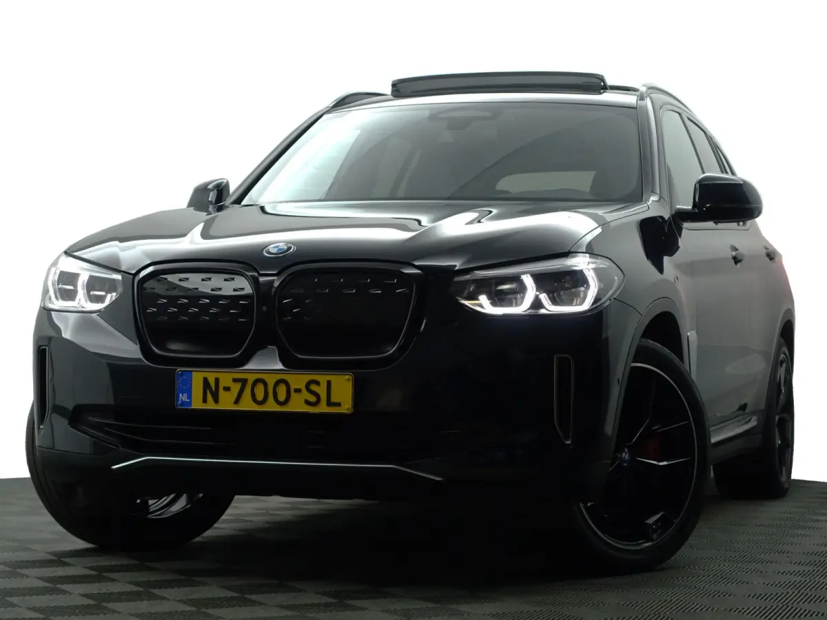 High Executive 80 kWh M Sport Aut- SOH 97%, Panoramadak, Harman Kardon, Head Up, Memory, CarPlay, Sfeerverlichting, 360 Camera