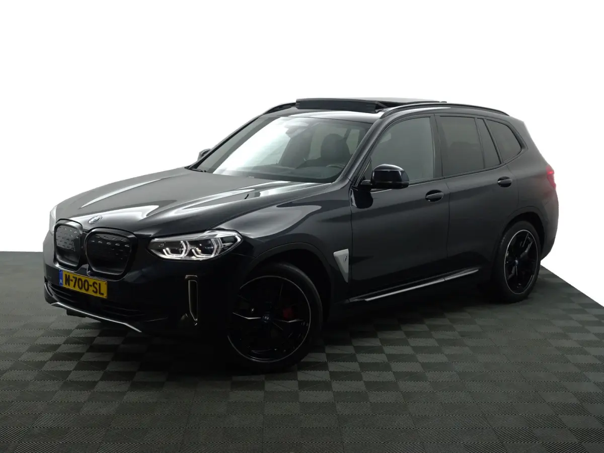 High Executive 80 kWh M Sport Aut- SOH 97%, Panoramadak, Harman Kardon, Head Up, Memory, CarPlay, Sfeerverlichting, 360 Camera