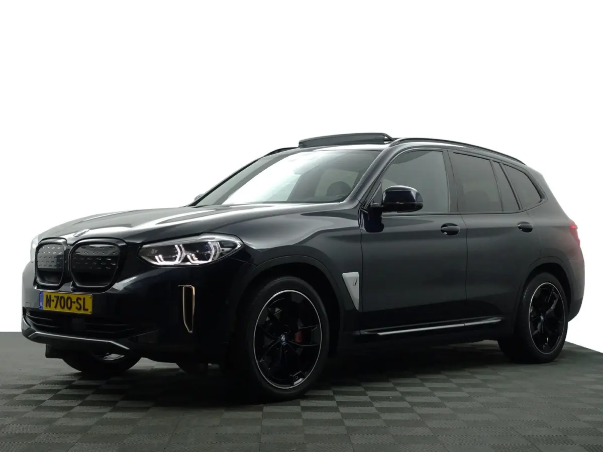 High Executive 80 kWh M Sport Aut- SOH 97%, Panoramadak, Harman Kardon, Head Up, Memory, CarPlay, Sfeerverlichting, 360 Camera