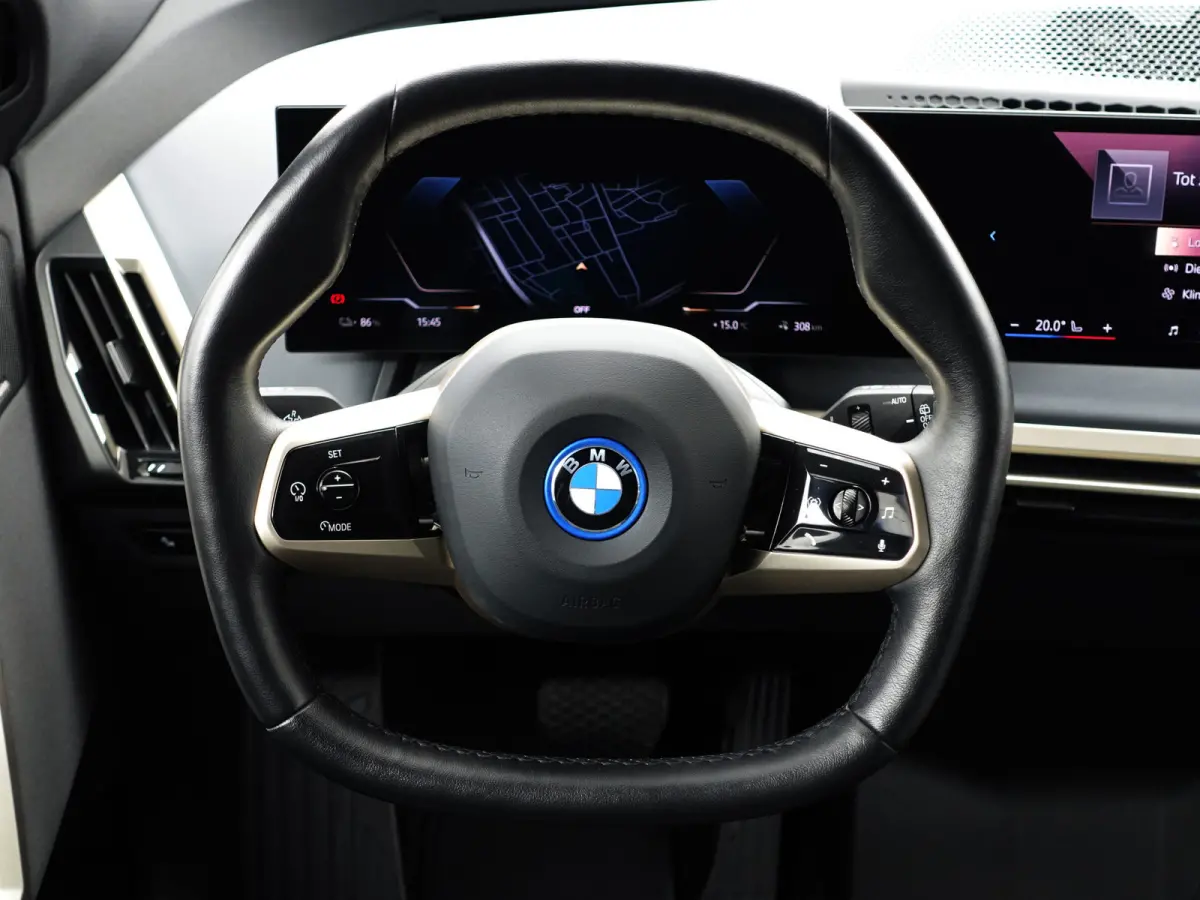 xDrive40 M Sport Plus 77 kWh- Stoelmassage, Harman Kardon, 360 Camera, Head Up, Memory Seats, Sfeerverlichting