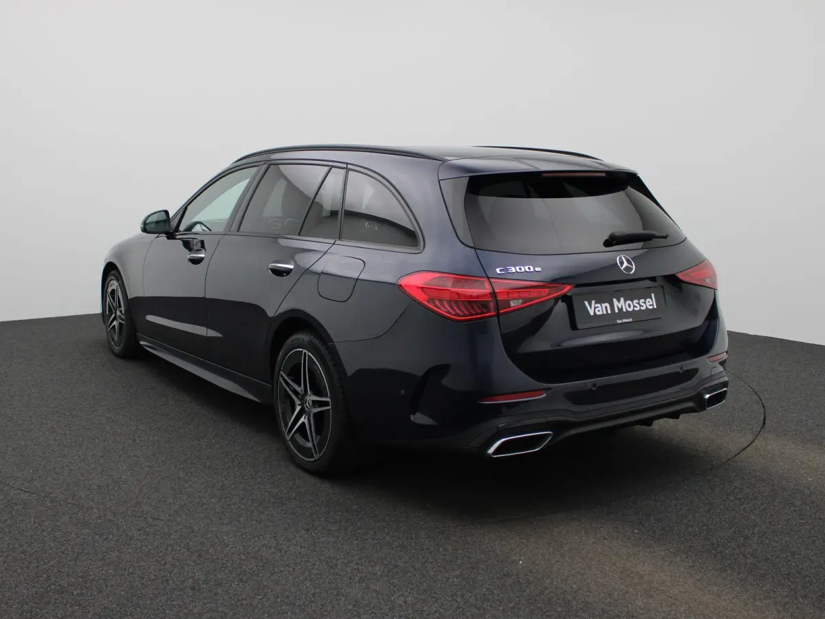 300 e AMG Line | Automaat | Apple Carplay / Android Auto | Panoramadak | Sfeerverlichting | Achteruitrijcamera | Stoelverwarming |