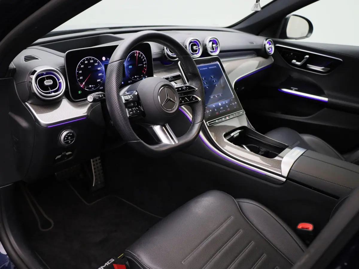 300 e AMG Line | Automaat | Apple Carplay / Android Auto | Panoramadak | Sfeerverlichting | Achteruitrijcamera | Stoelverwarming |