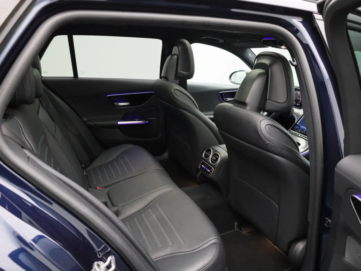 300 e AMG Line | Automaat | Apple Carplay / Android Auto | Panoramadak | Sfeerverlichting | Achteruitrijcamera | Stoelverwarming |