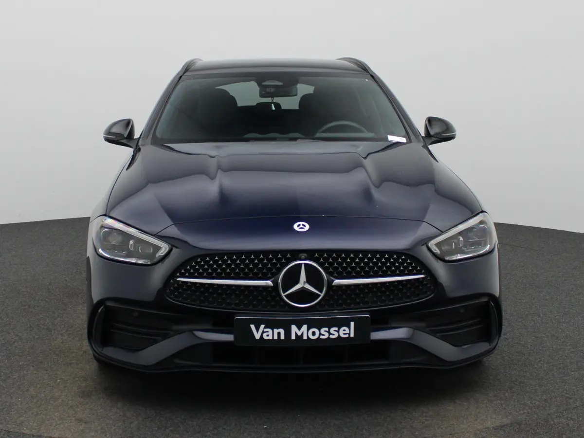 300 e AMG Line | Automaat | Apple Carplay / Android Auto | Panoramadak | Sfeerverlichting | Achteruitrijcamera | Stoelverwarming |