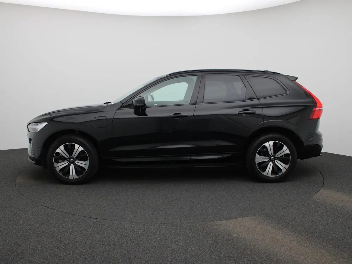 T6 PHEV AWD Plus Black Edition Aut. | PANO-SCHUIFDAK | STOEL-STUURWIELVERWARMING | HARMAN/KARDON | 360 CAMERA | LEER | STOELMEMORY