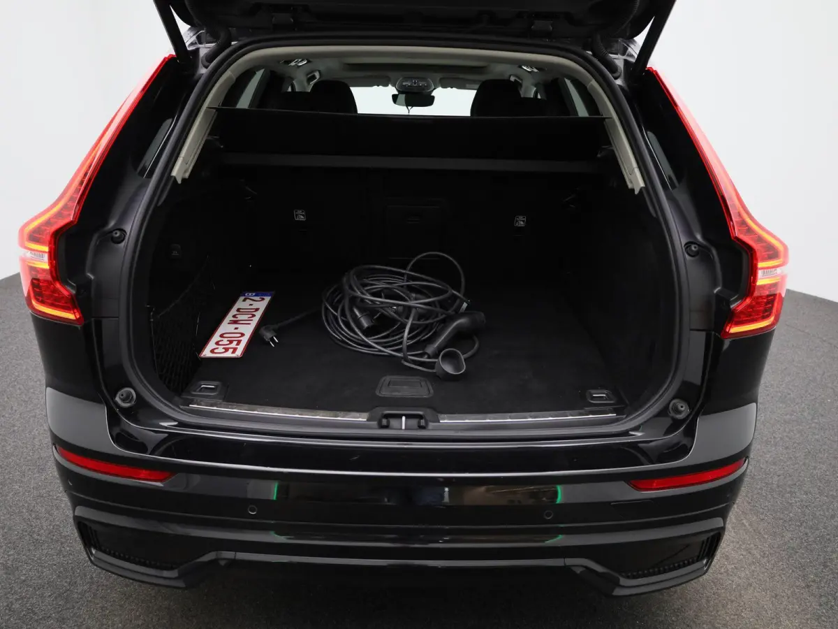 T6 PHEV AWD Plus Black Edition Aut. | PANO-SCHUIFDAK | STOEL-STUURWIELVERWARMING | HARMAN/KARDON | 360 CAMERA | LEER | STOELMEMORY
