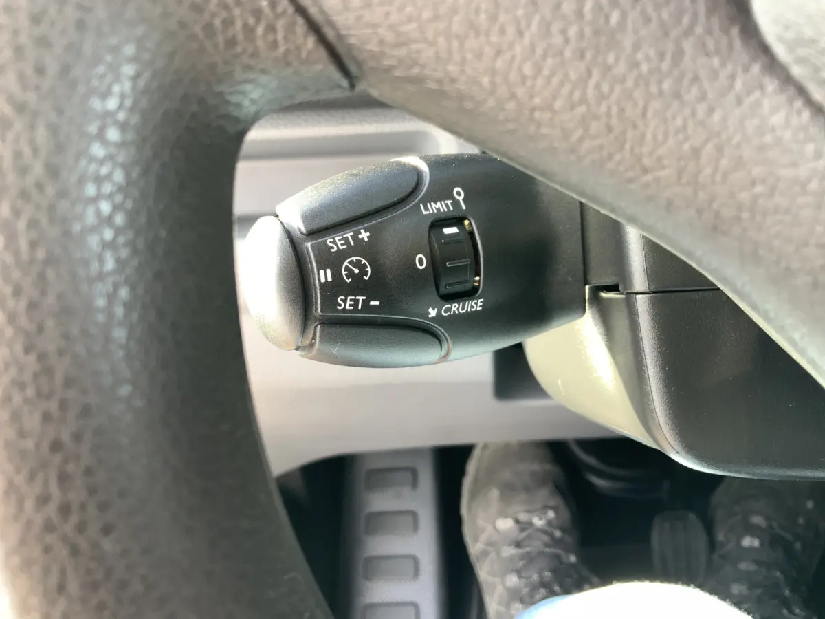 1.5 BlueHDI 100 XS Control Economy Airco Cruise Euro 6