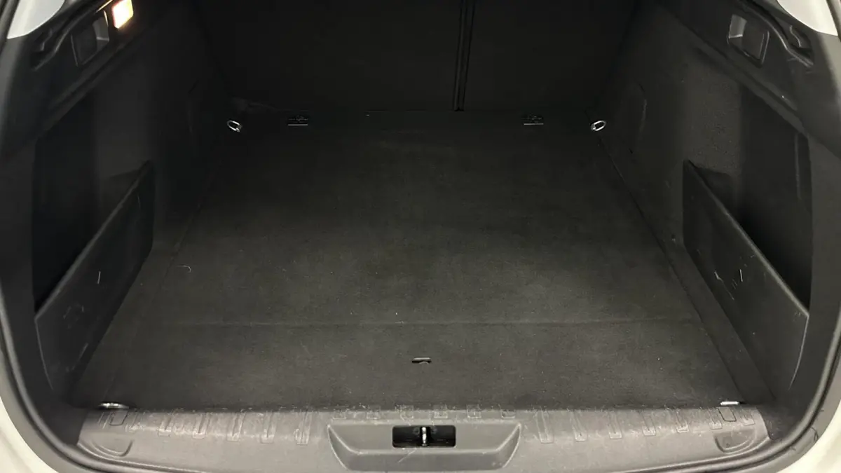 1.2 PureTech Blue Lease CARPLAY NAVI CRUISE ECC.