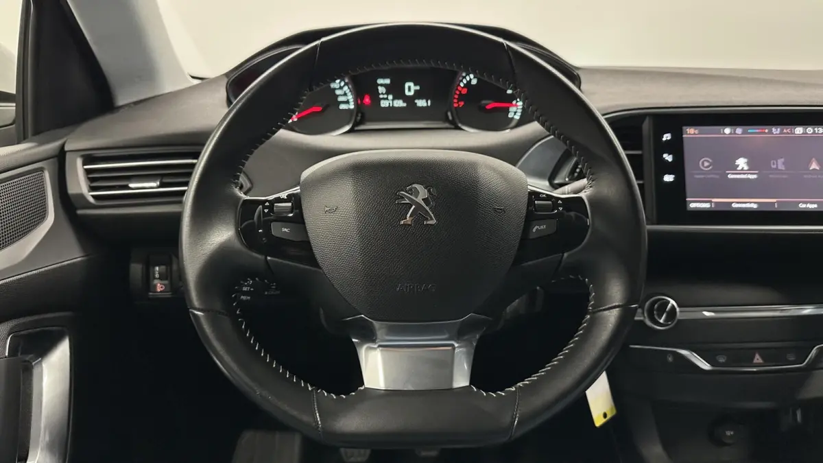1.2 PureTech Blue Lease CARPLAY NAVI CRUISE ECC.