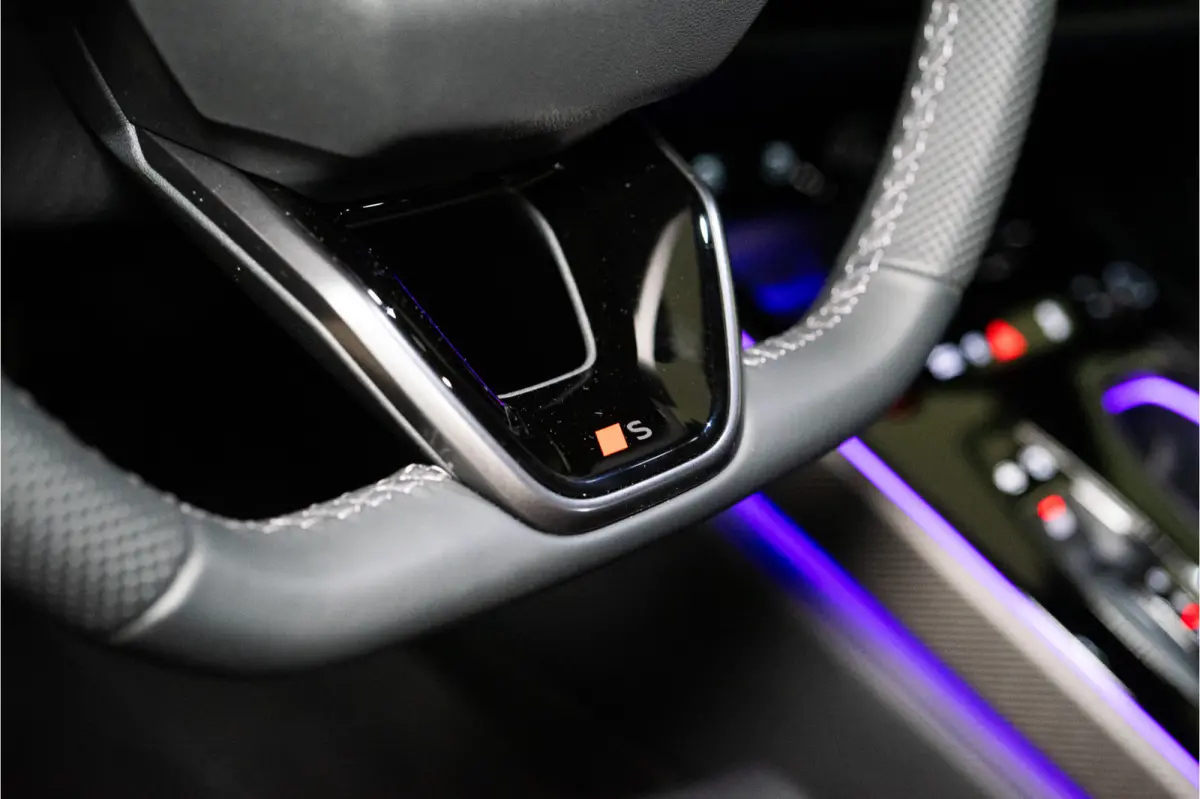 C9 e-hybrid 270KW Quattro S Edition Competition 367PK | Tech Pro | B&O | Lucht | Trekhaak | Werkelijk VOL OPTIE! 5 jaar Fabrieksgarantie