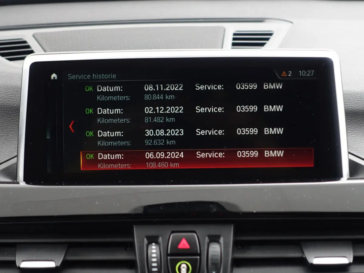 sDrive20i High Executive Aut- NAP 130dkm, Dealer Onderhouden, Head Up, Leder Interieur, Sfeerverlichting, Xenon Led