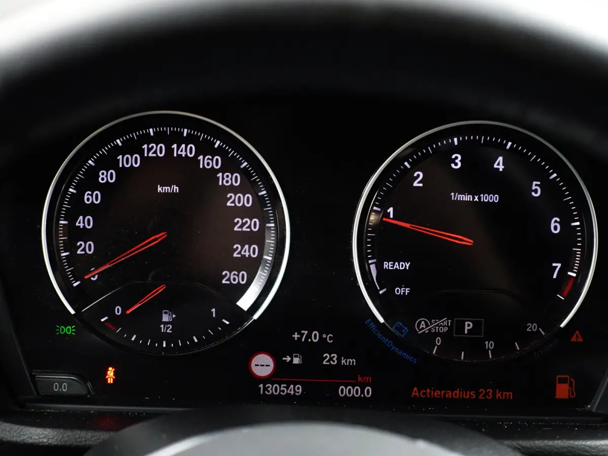 sDrive20i High Executive Aut- NAP 130dkm, Dealer Onderhouden, Head Up, Leder Interieur, Sfeerverlichting, Xenon Led