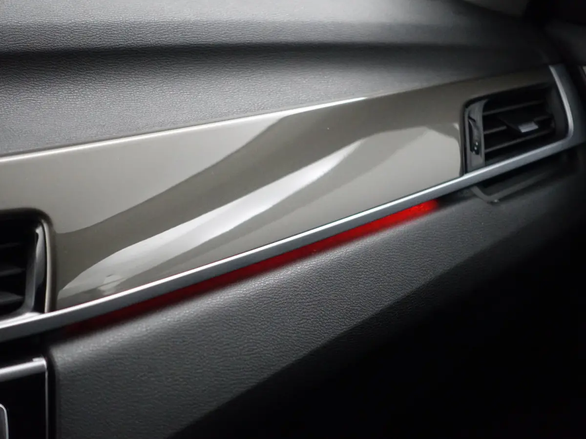 sDrive18i High Executive Aut- Leder Interieur, Stoelverwarming, Sfeerverlichting, Park Assist, Xenon Led, Privacy Glass