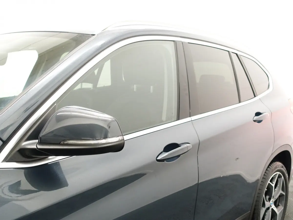1.6D X-Line High Executive- Xenon Led, Sport leder Interieur, Camera, Dynamic Select, Sfeerverlichting