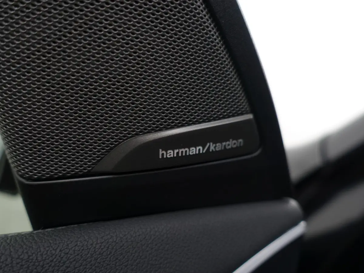 M Competition 510pk- Carbon, Harman Kardon, Stoelventilatie, 360 Camera, Head Up, Sfeerverlichting, Elek Trekhaak