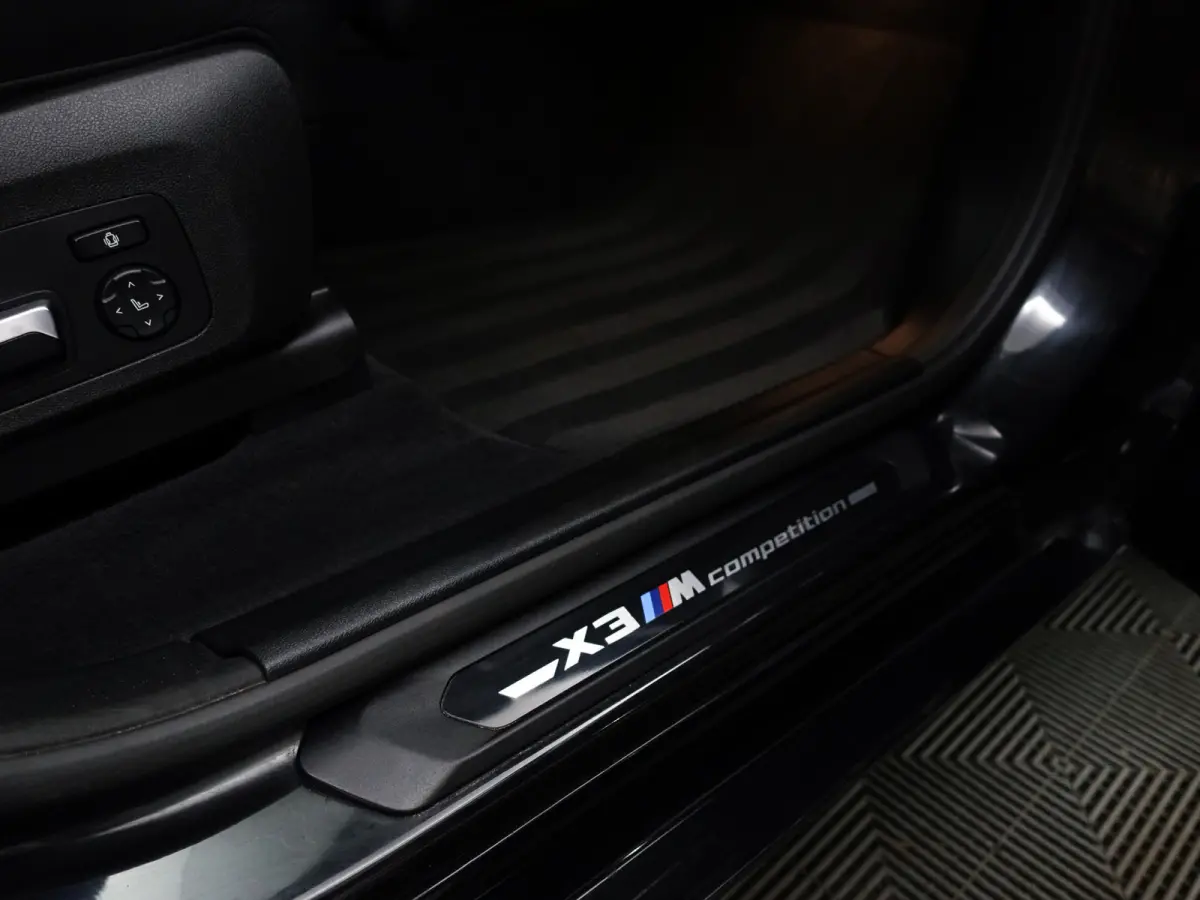M Competition 510pk- Carbon, Harman Kardon, Stoelventilatie, 360 Camera, Head Up, Sfeerverlichting, Elek Trekhaak