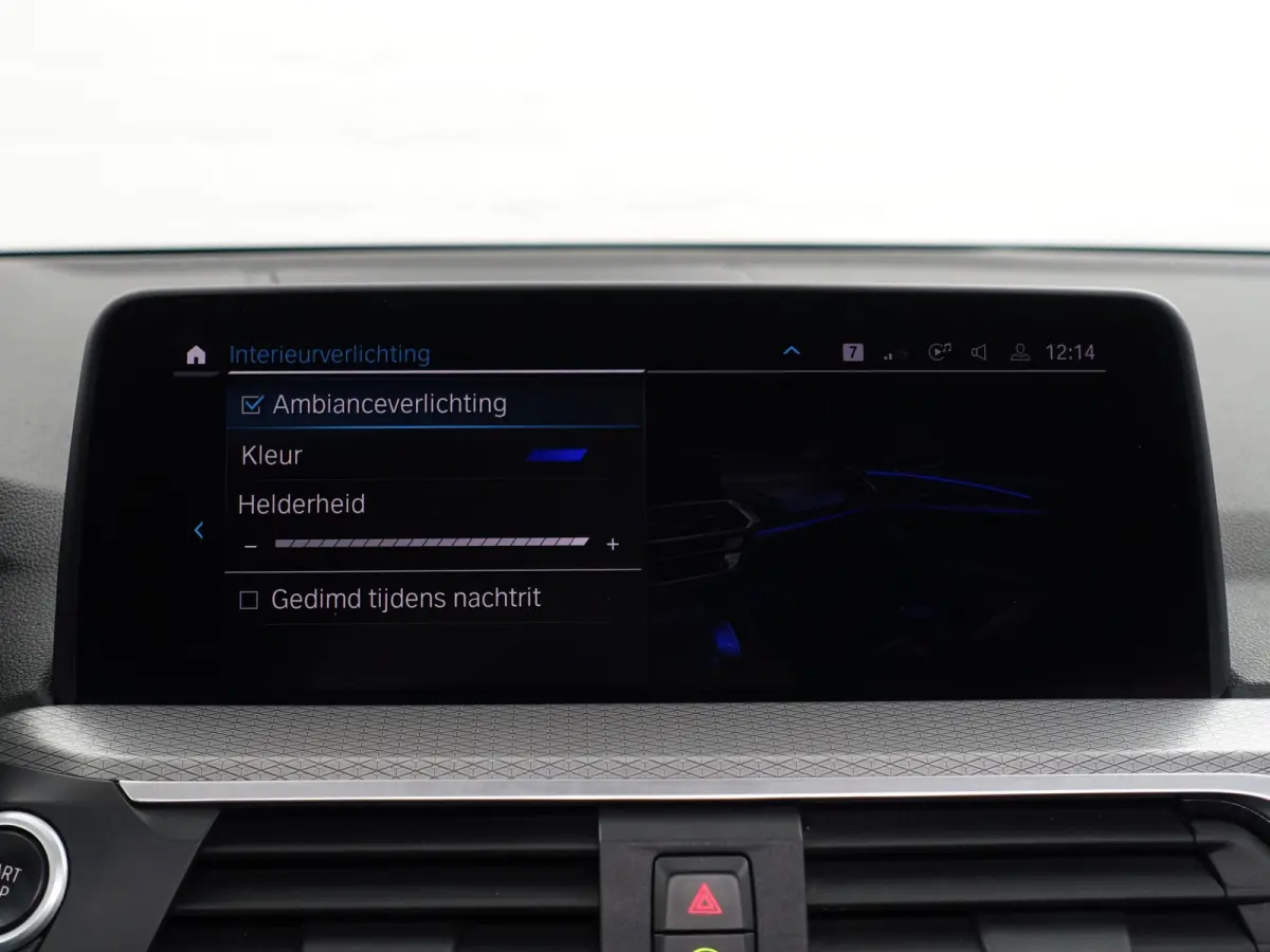 xDrive30e eDrive M Sport Shadowline Aut- Panoramadak, Sfeerverlichting, Carplay, Android Auto, Standkachel