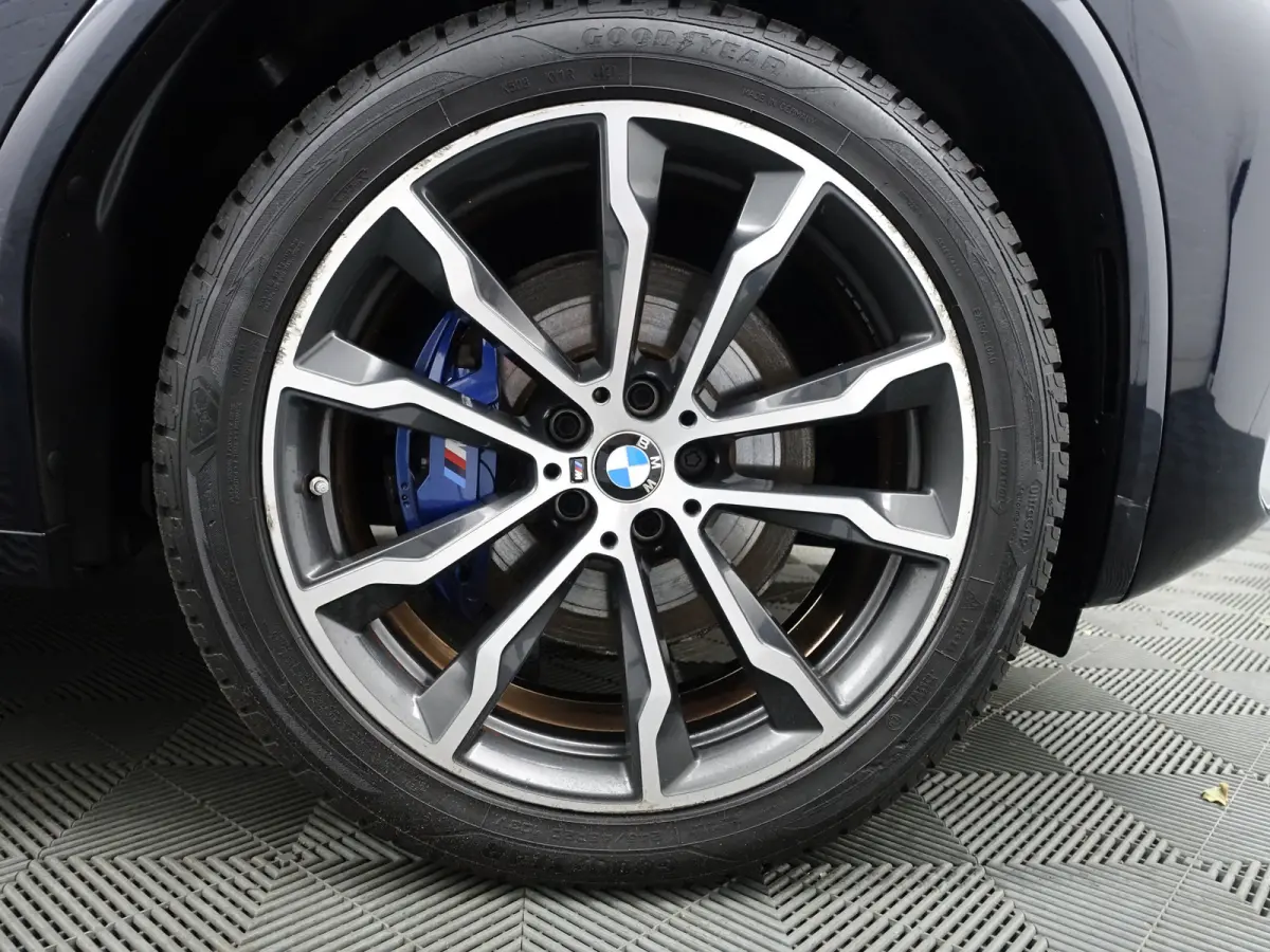 xDrive30e eDrive M Sport Shadowline Aut- Panoramadak, Sfeerverlichting, Carplay, Android Auto, Standkachel