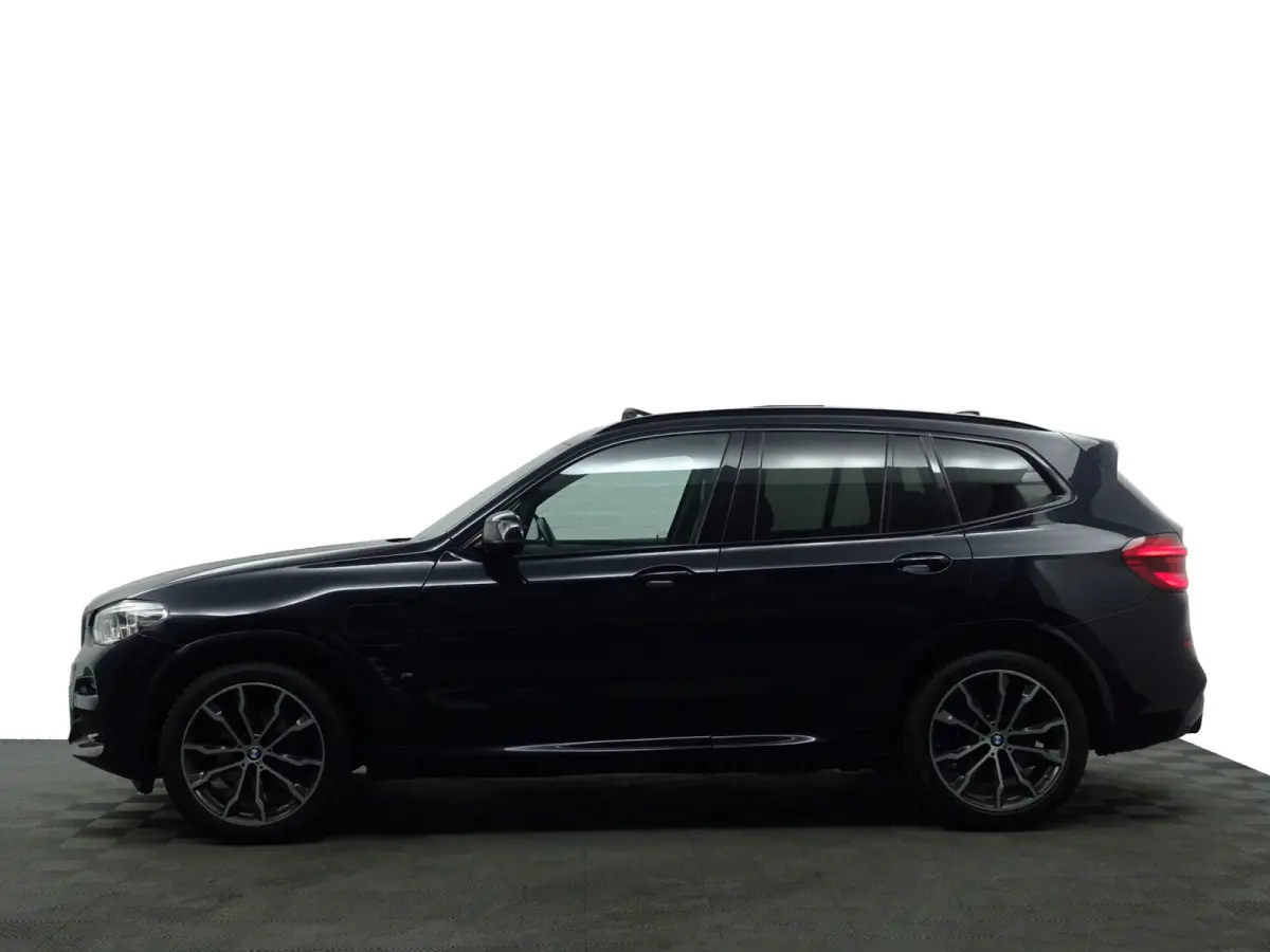 xDrive30e eDrive M Sport Shadowline Aut- Panoramadak, Sfeerverlichting, Carplay, Android Auto, Standkachel