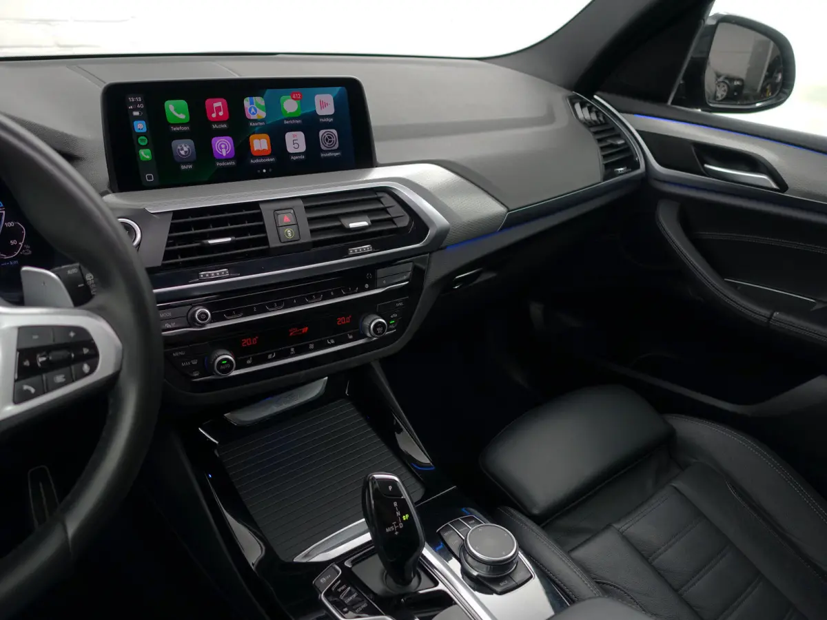 xDrive30e eDrive M Sport Shadowline Aut- Panoramadak, Sfeerverlichting, Carplay, Android Auto, Standkachel