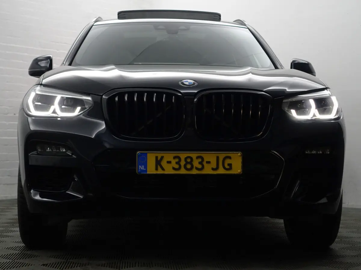 xDrive30e eDrive M Sport Shadowline Aut- Panoramadak, Sfeerverlichting, Carplay, Android Auto, Standkachel