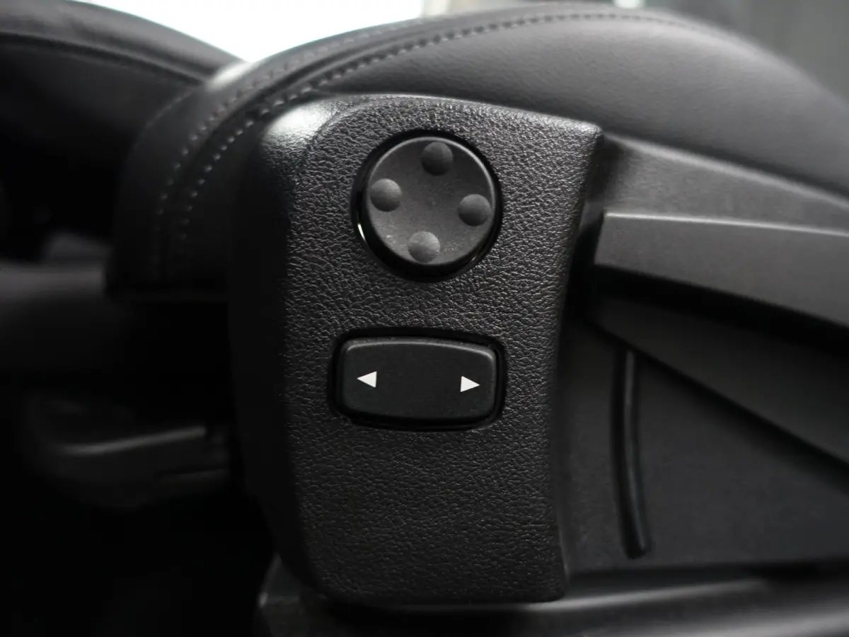 xDrive30e High Executive Aut- Panoramadak, Stuur/Stoelverwarming, Sfeerverlichting, Standkachel, Sport Interieur