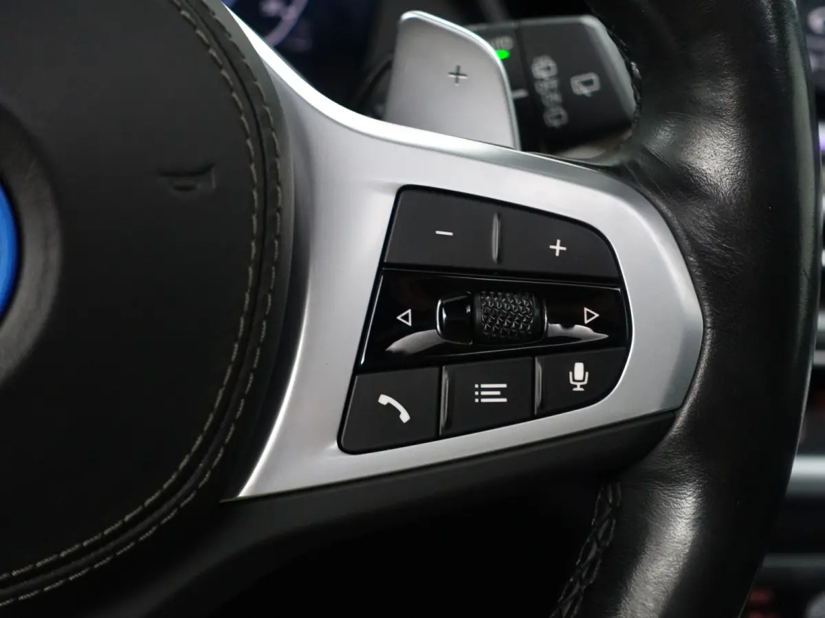xDrive45e High Executive Sky Lounge, Laser Led, Elek Trekhaak, Crafted Clarity Pook, Full Memory Pakket