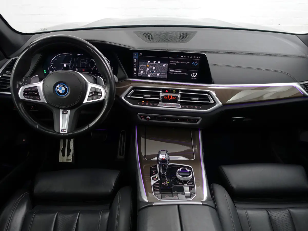 xDrive45e High Executive Sky Lounge, Laser Led, Elek Trekhaak, Crafted Clarity Pook, Full Memory Pakket