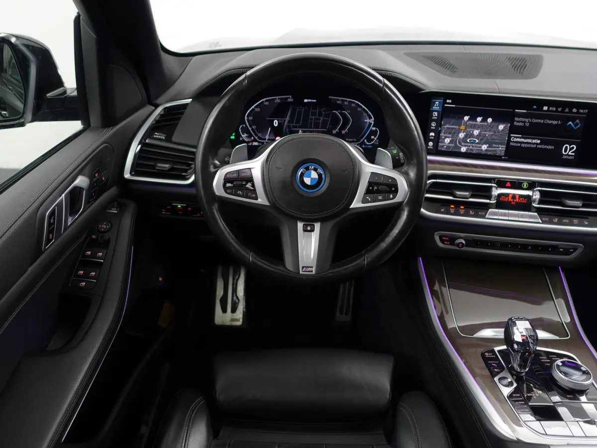 xDrive45e High Executive Sky Lounge, Laser Led, Elek Trekhaak, Crafted Clarity Pook, Full Memory Pakket