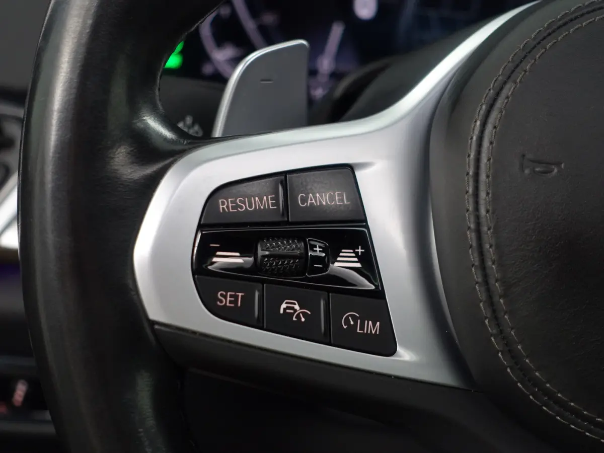 xDrive45e High Executive Sky Lounge, Laser Led, Elek Trekhaak, Crafted Clarity Pook, Full Memory Pakket