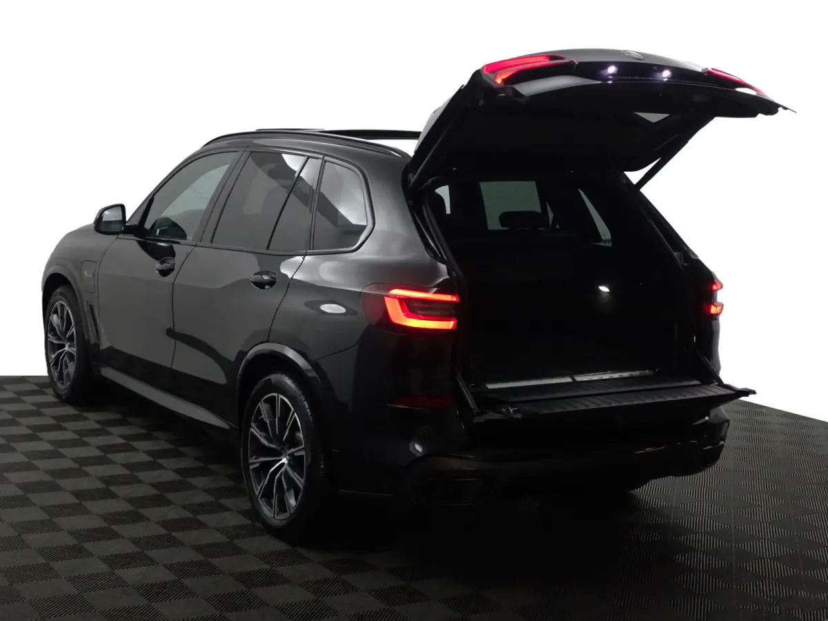 xDrive45e High Executive Sky Lounge, Laser Led, Elek Trekhaak, Crafted Clarity Pook, Full Memory Pakket