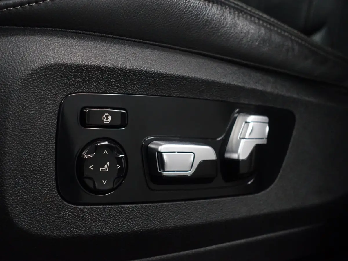 xDrive45e High Executive Sky Lounge, Laser Led, Elek Trekhaak, Crafted Clarity Pook, Full Memory Pakket
