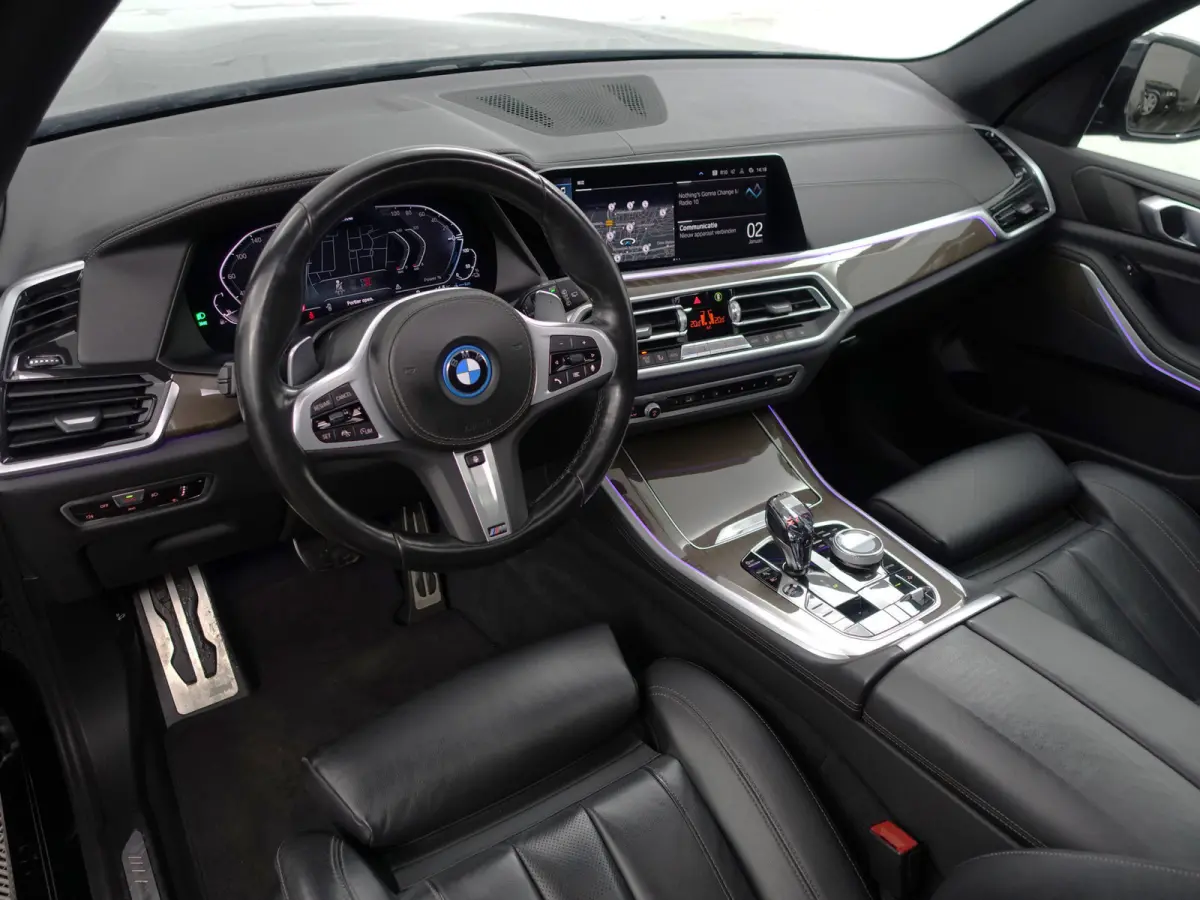 xDrive45e High Executive Sky Lounge, Laser Led, Elek Trekhaak, Crafted Clarity Pook, Full Memory Pakket