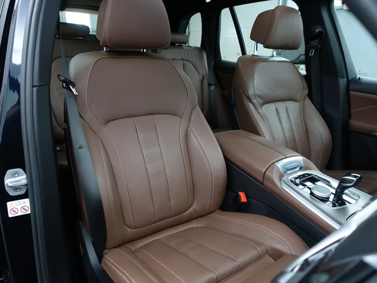 xDrive45e M Sport Shadowline Aut- Panoramadak, Memory Seats, Sfeerverlichting, Virtual Cockpit, Park Pilot, Xenon Led