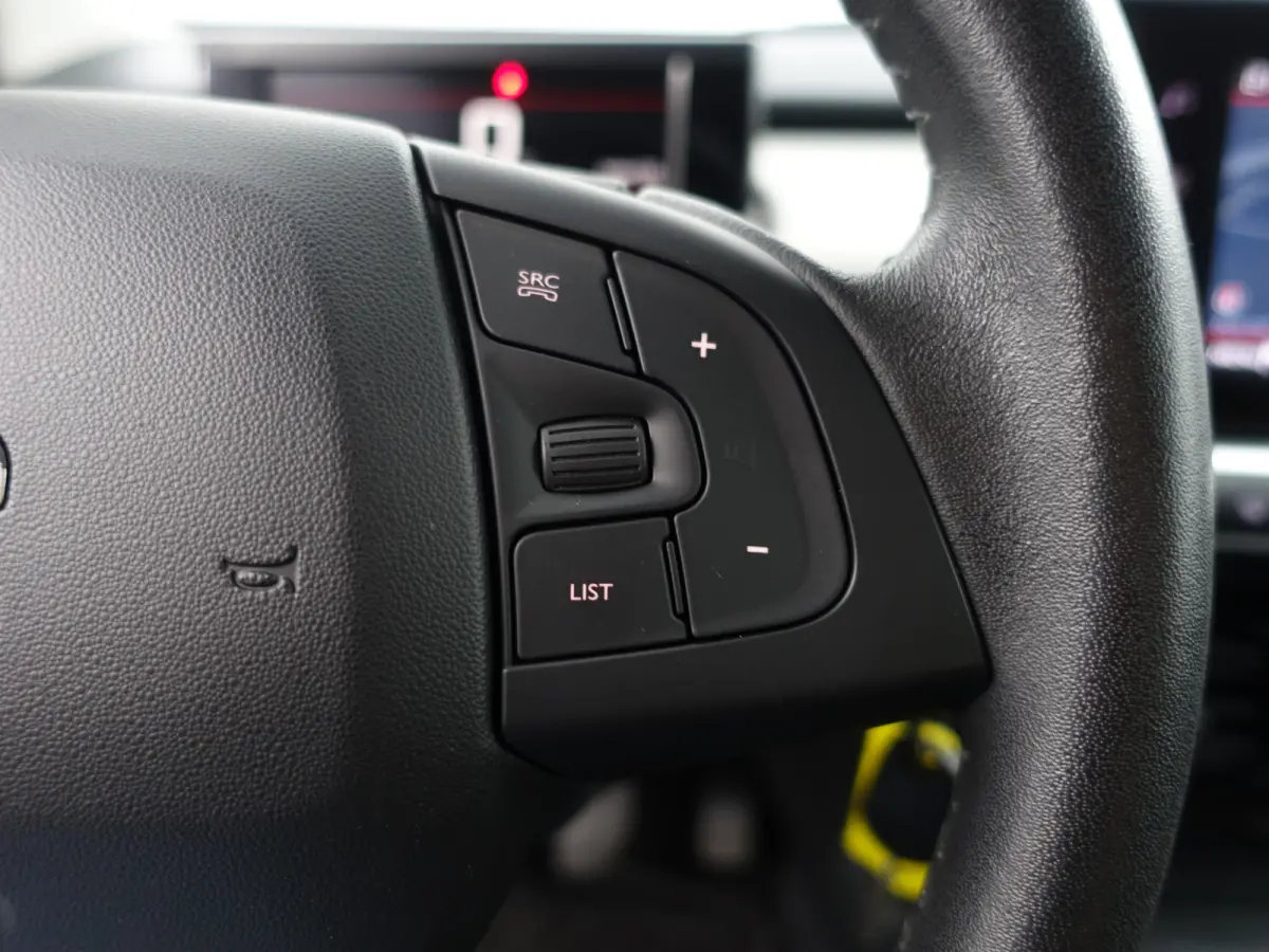 1.2 PureTech Feel Carplay, Android Auto, Camera, Led, Park Assist, Navigatie, Comfort Interieur