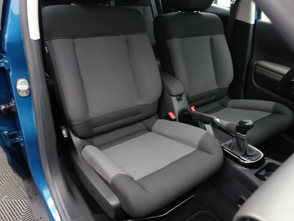 1.2 PureTech Feel Carplay, Android Auto, Camera, Led, Park Assist, Navigatie, Comfort Interieur