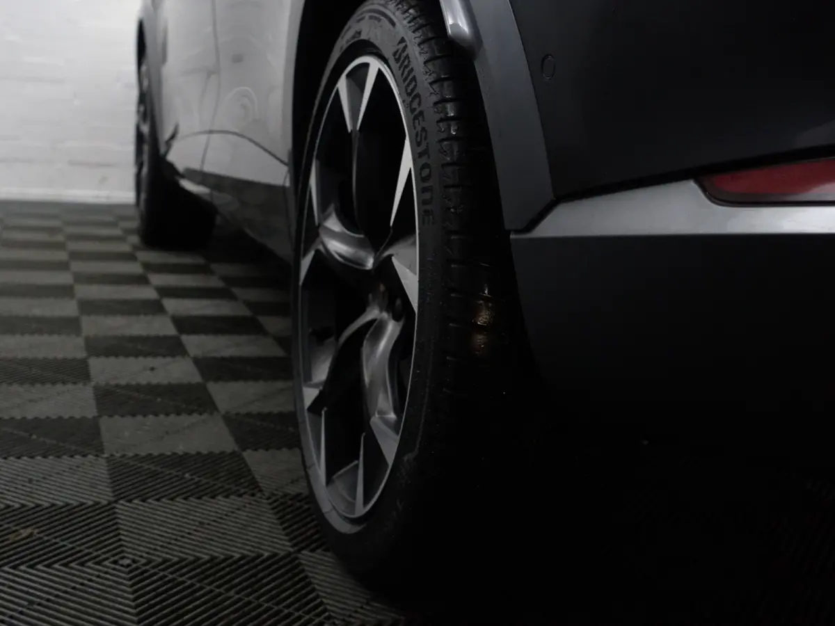 1.4 e-Hybrid VZ Black Edition Aut- Panoramadak, Performance Interieur, Stuur/Stoelverwarming, Memory Seats, Dynamic Select+