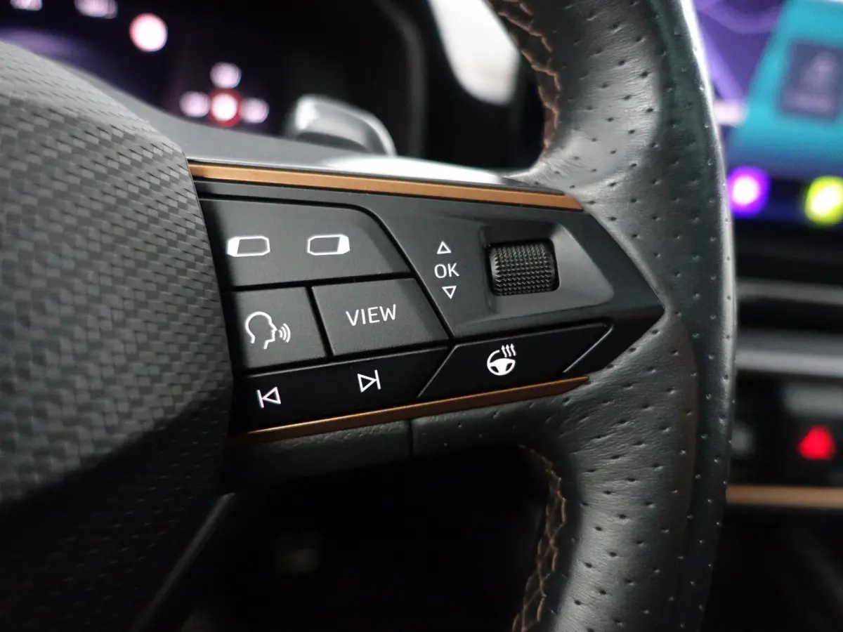 1.4 e-Hybrid VZ Black Edition Aut- Panoramadak, Performance Interieur, Stuur/Stoelverwarming, Memory Seats, Dynamic Select+