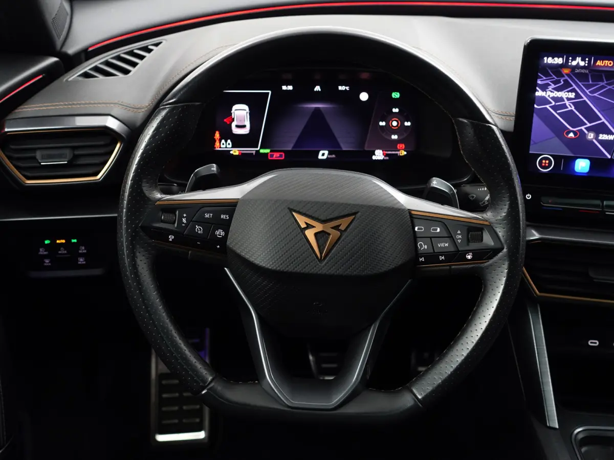 1.4 e-Hybrid VZ Black Edition Aut- Panoramadak, Performance Interieur, Stuur/Stoelverwarming, Memory Seats, Dynamic Select+