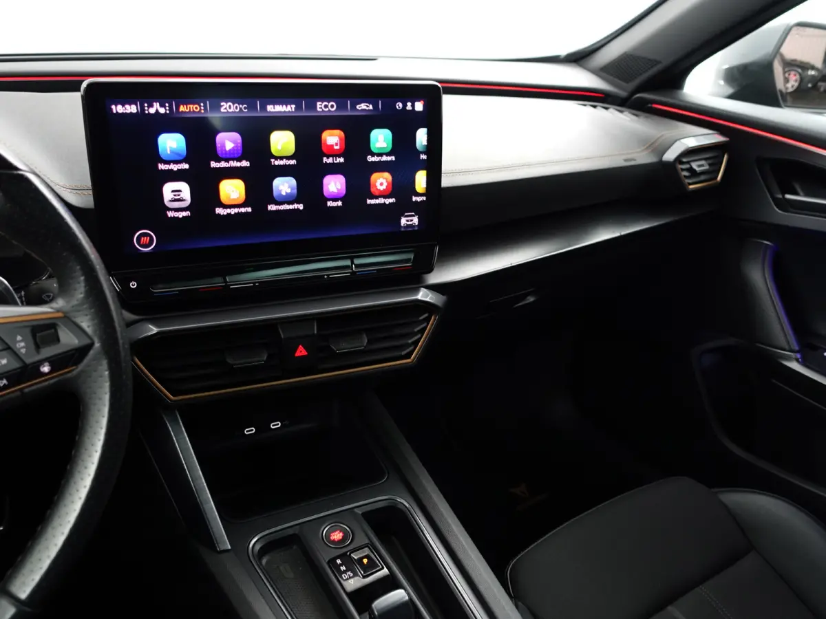 1.4 e-Hybrid VZ Black Edition Aut- Panoramadak, Performance Interieur, Stuur/Stoelverwarming, Memory Seats, Dynamic Select+