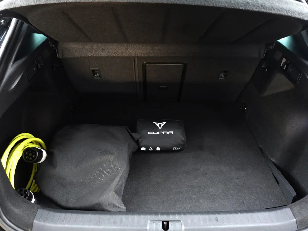 1.4 e-Hybrid VZ Black Edition Aut- Panoramadak, Performance Interieur, Stuur/Stoelverwarming, Memory Seats, Dynamic Select+