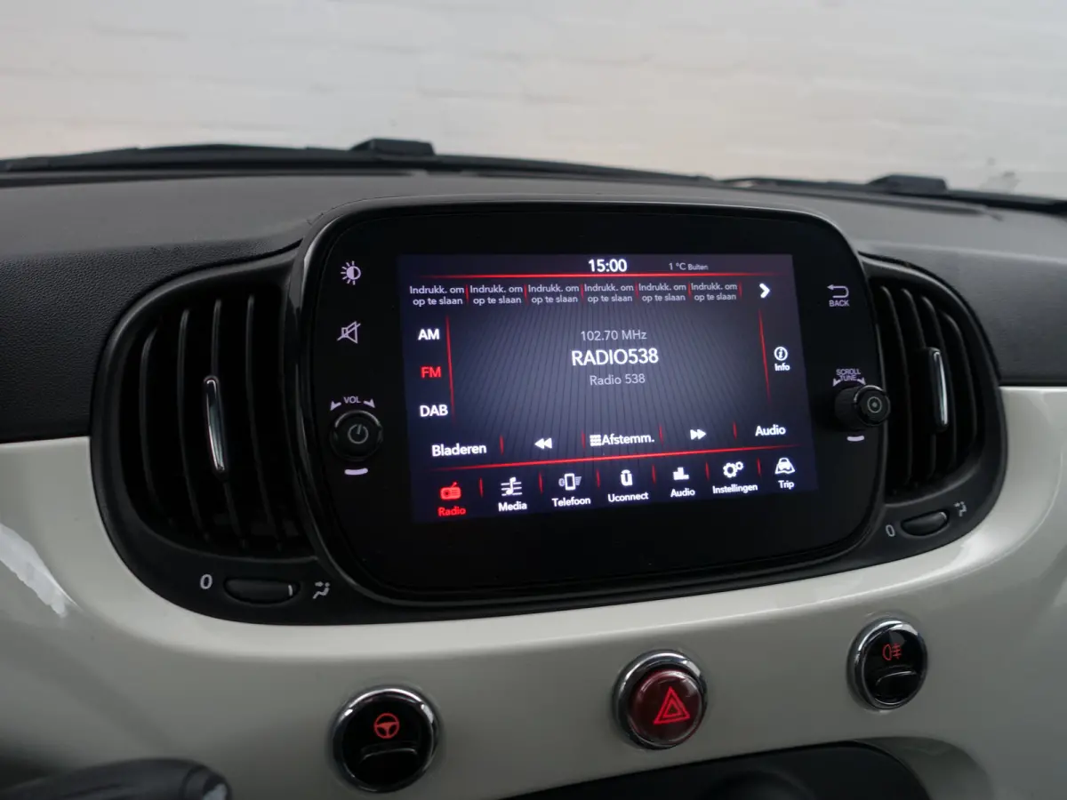 1.0 Hybrid Dolcevita- Panoramadak, Two Tone, Carplay, Android Auto, Design Interieur
