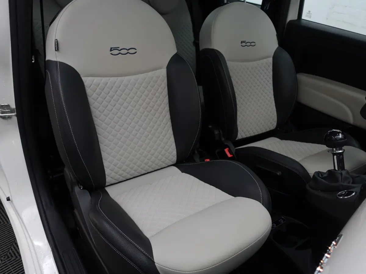 1.0 Hybrid Dolcevita- Panoramadak, Two Tone, Carplay, Android Auto, Design Interieur