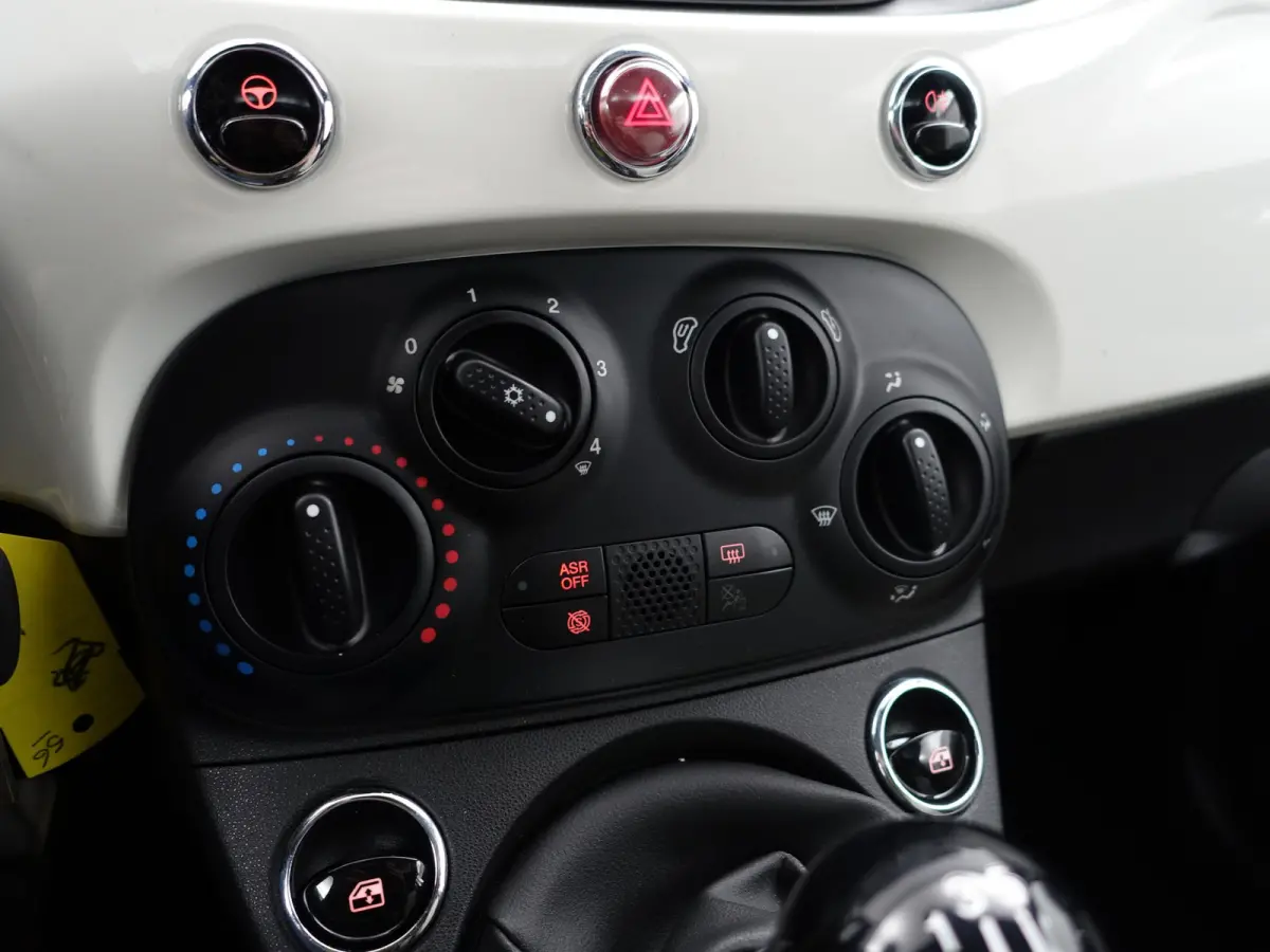 1.0 Hybrid Dolcevita- Panoramadak, Two Tone, Carplay, Android Auto, Design Interieur