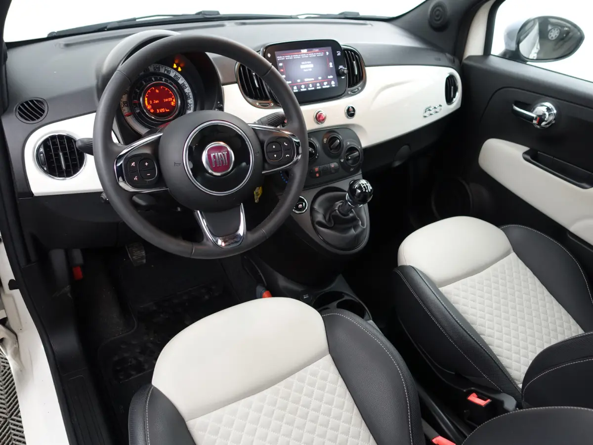 1.0 Hybrid Dolcevita- Panoramadak, Two Tone, Carplay, Android Auto, Design Interieur
