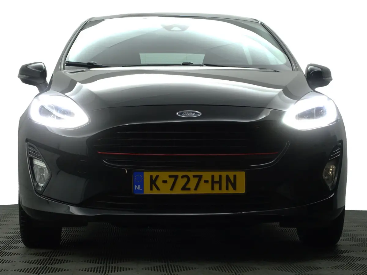 1.0 EcoBoost Hybrid ST Titanium- Carplay, Park Assist, Led, Sfeerverlichting, Dynamic Select, Lane Assist