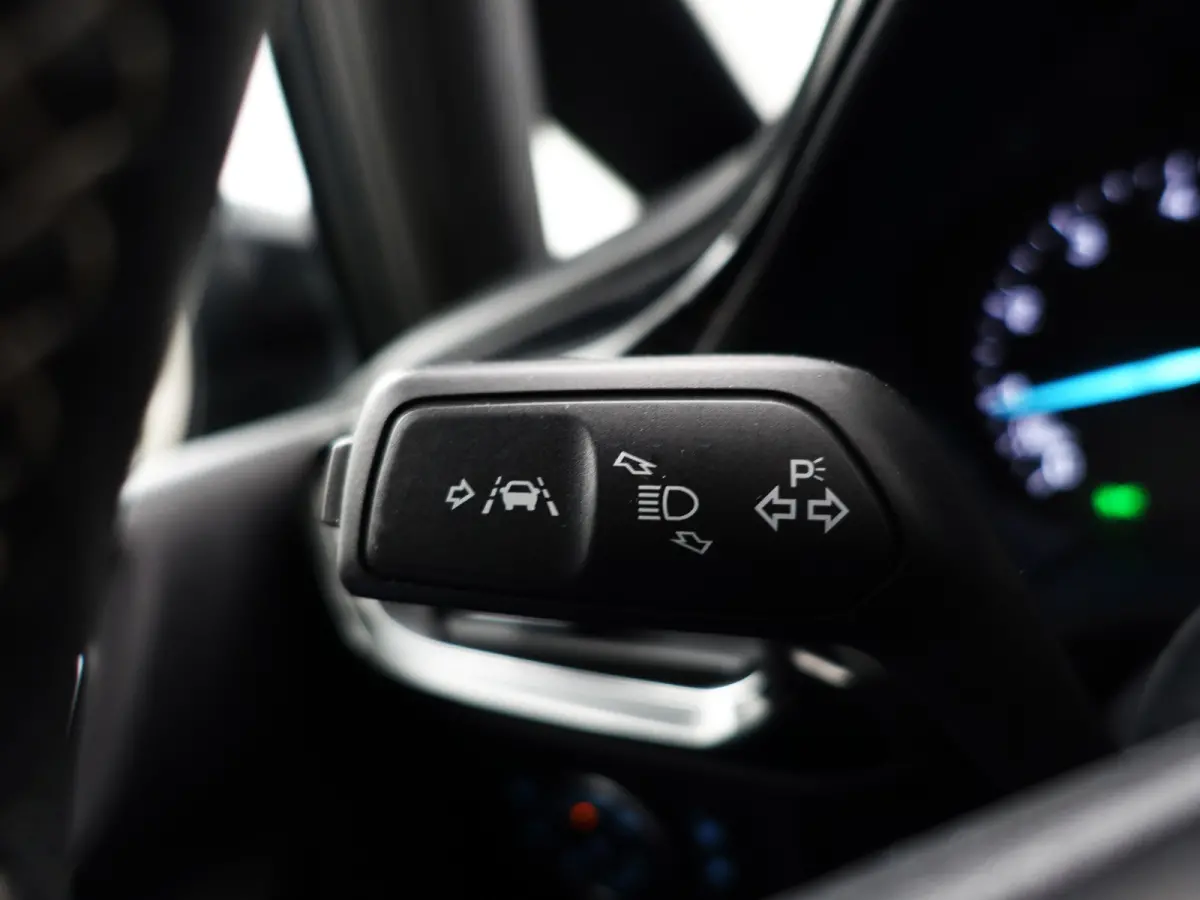 1.0 EcoBoost Hybrid ST Titanium- Carplay, Park Assist, Led, Sfeerverlichting, Dynamic Select, Lane Assist