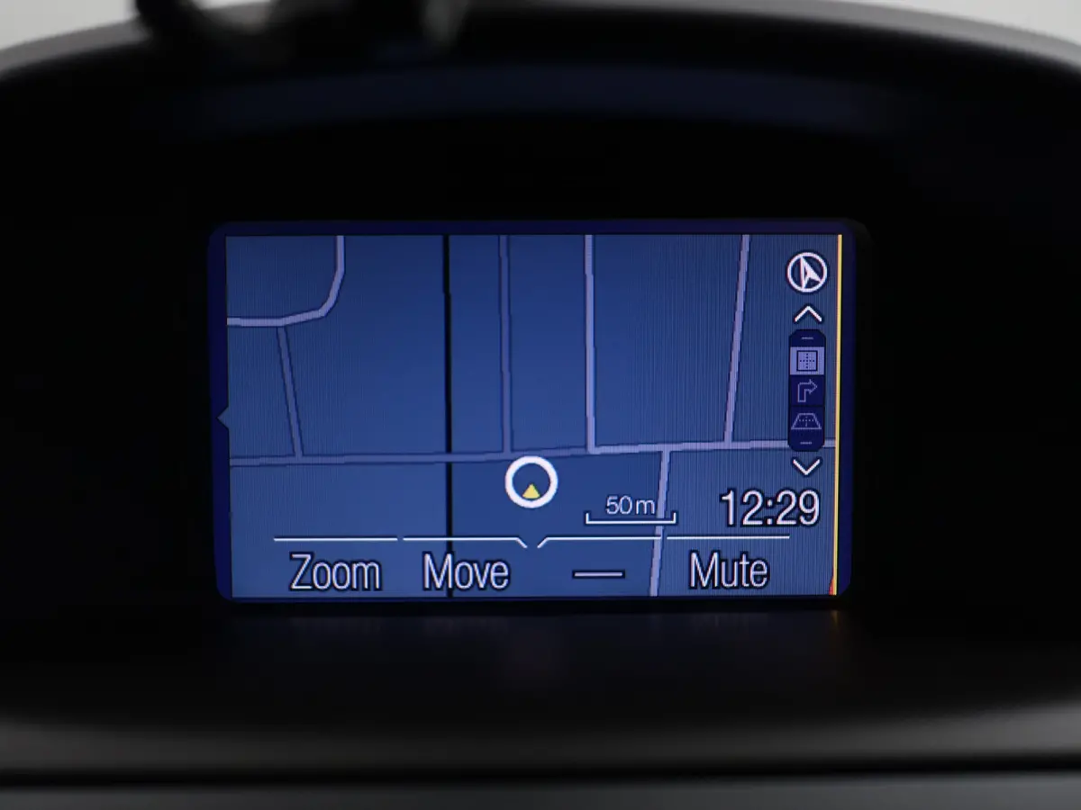1.0 Style Ultimate- Navigatie, Park assist, Clima, Elek Spiegel pakket, Privacy Glass